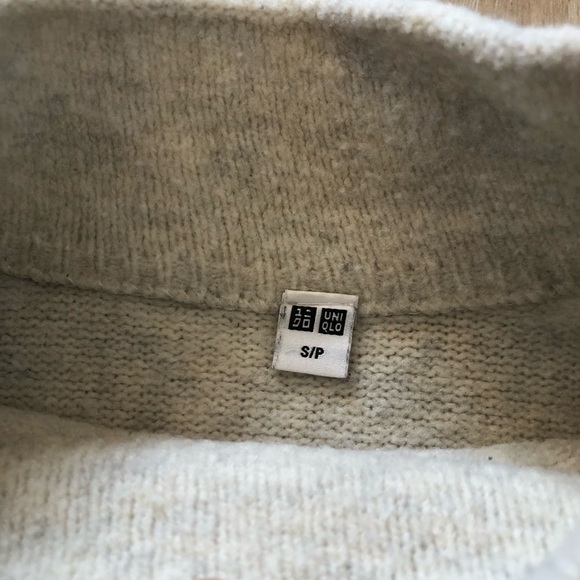 Uniqlo Wool Blend Mock Neck Sweater in White Light Grey Heather Size S - Picture 9 of 10